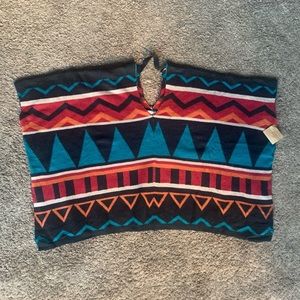 Flying Tomato Simple Graphic Sweater Top